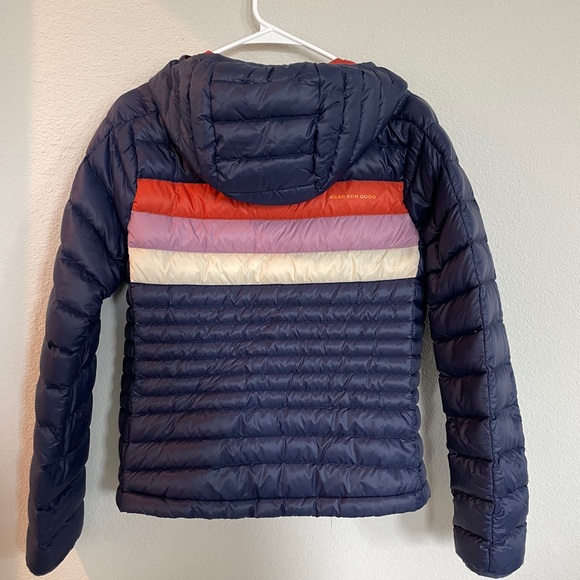 EUC Cotopaxi Women’s Fuego Hooded Down Jacket in XS - Picture 5 of 15